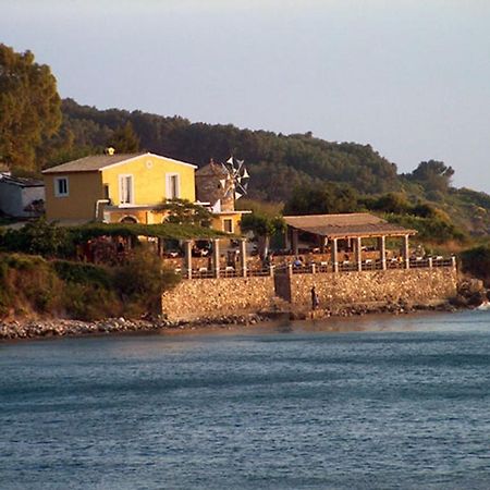 Paleopalace Paleokastritsa Luaran gambar
